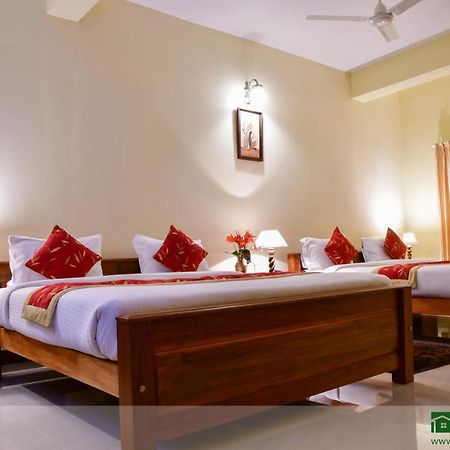 Hotel Vasathi Madikeri Zewnętrze zdjęcie