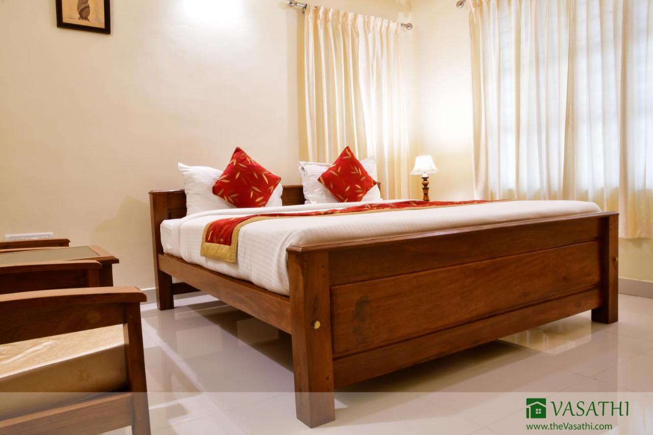 Hotel Vasathi Madikeri Zewnętrze zdjęcie