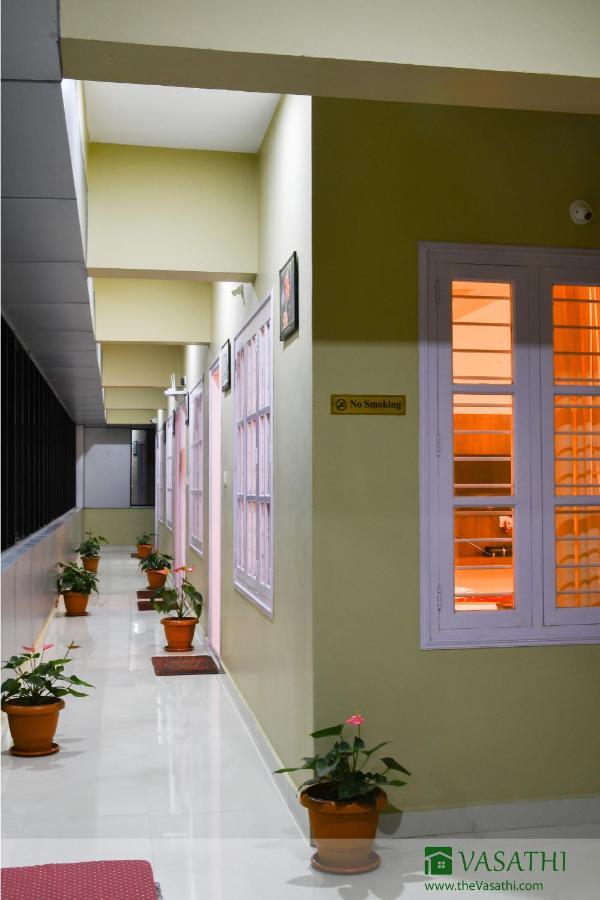 Hotel Vasathi Madikeri Zewnętrze zdjęcie