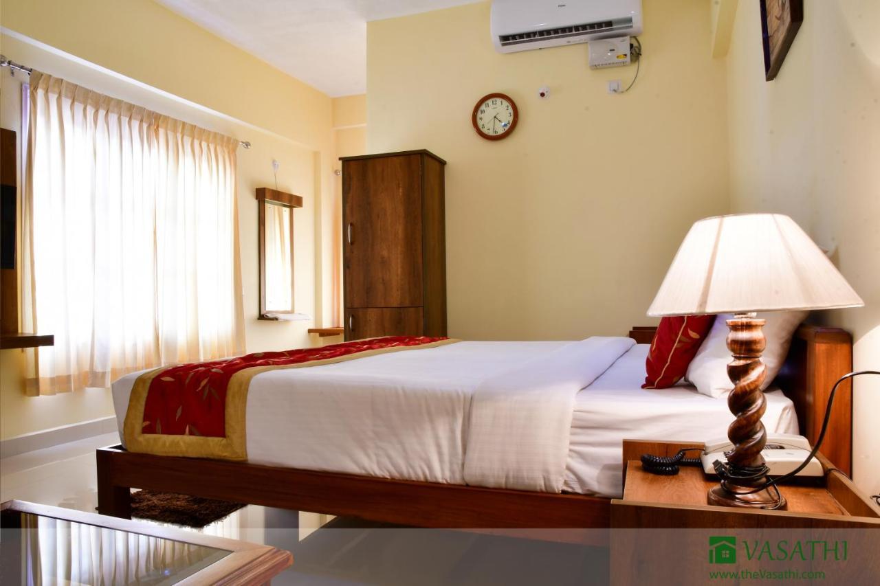 Hotel Vasathi Madikeri Zewnętrze zdjęcie