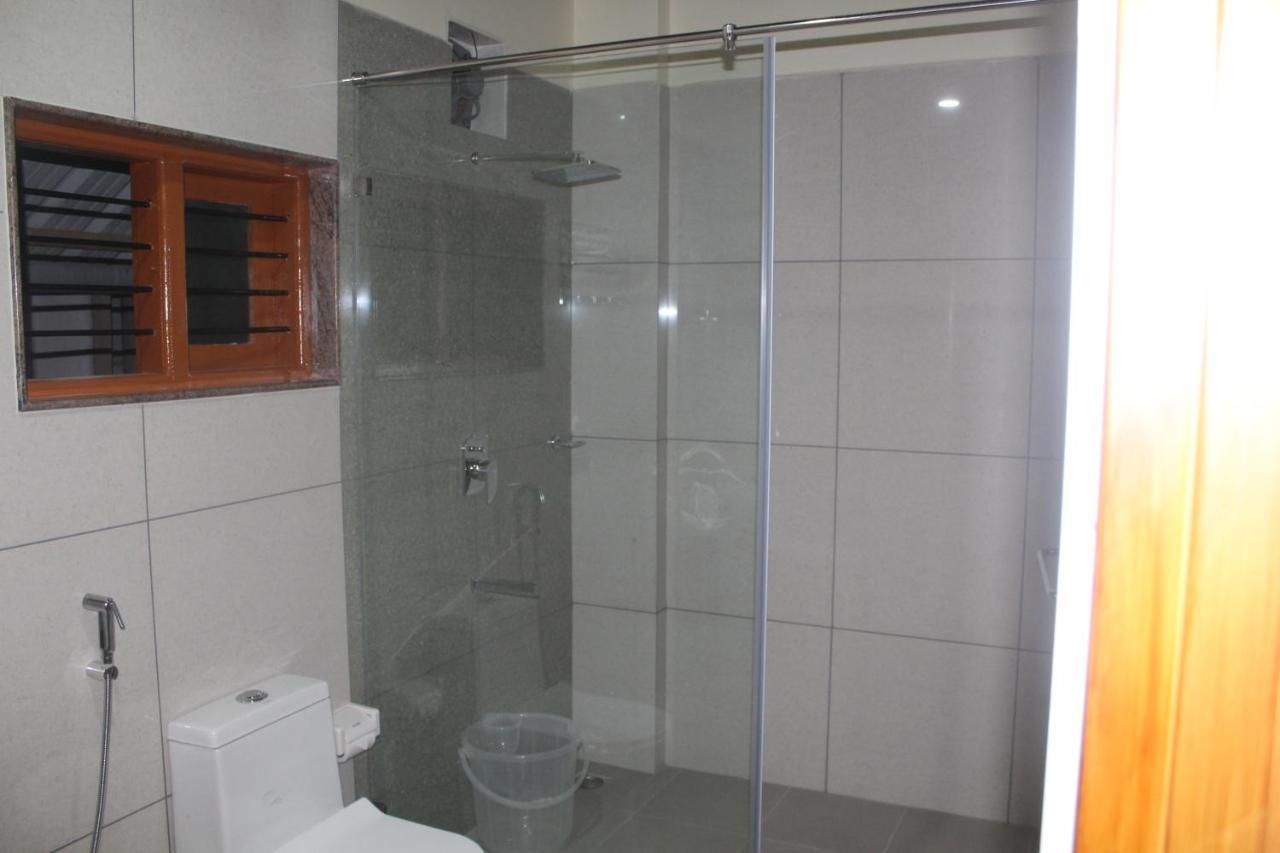 Hotel Vasathi Madikeri Zewnętrze zdjęcie